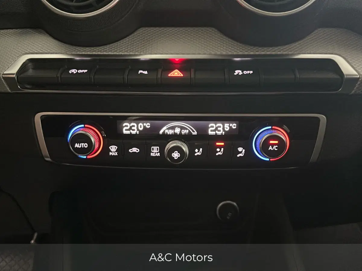 Audi Q2 nuova a Napoli (15)