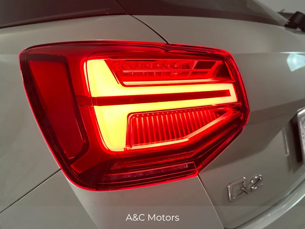 Audi Q2 nuova a Napoli (19)