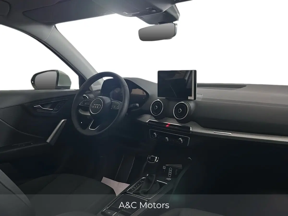 Audi Q2 nuova a Napoli (9)