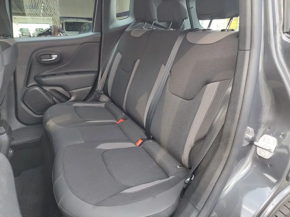 Jeep Renegade usata a Treviso (8)