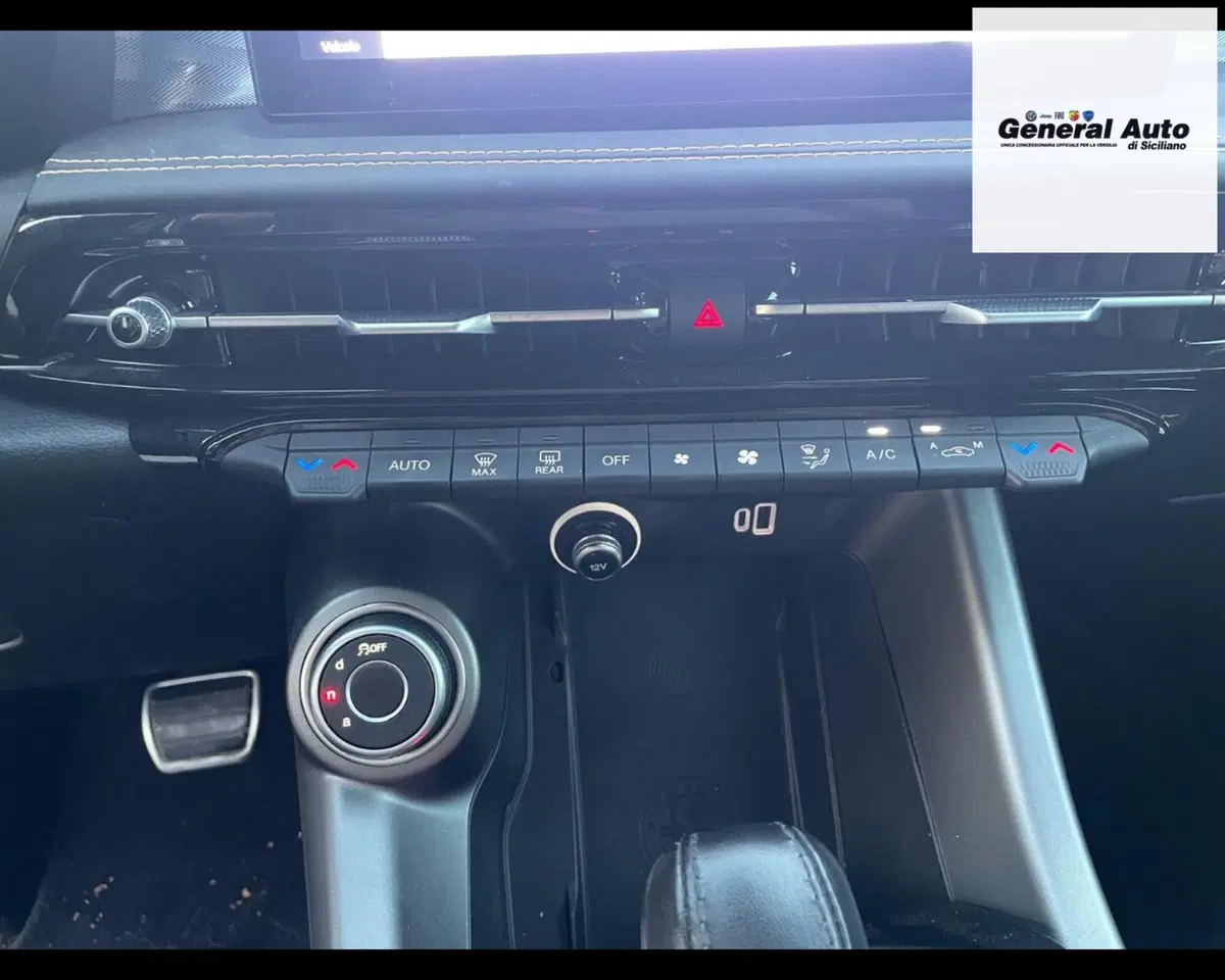 Alfa Romeo Tonale usata a Lucca (18)