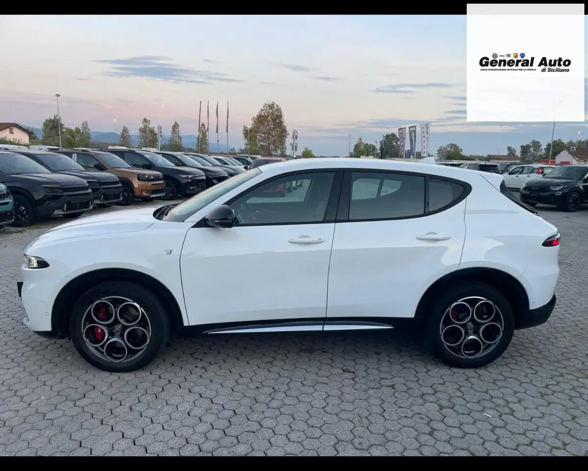 Alfa Romeo Tonale usata a Lucca (4)