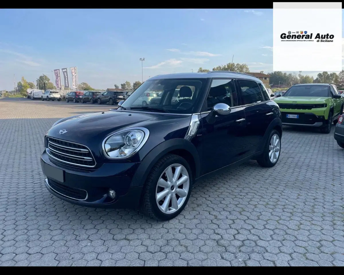 MINI Mini Countryman usata a Lucca (7)