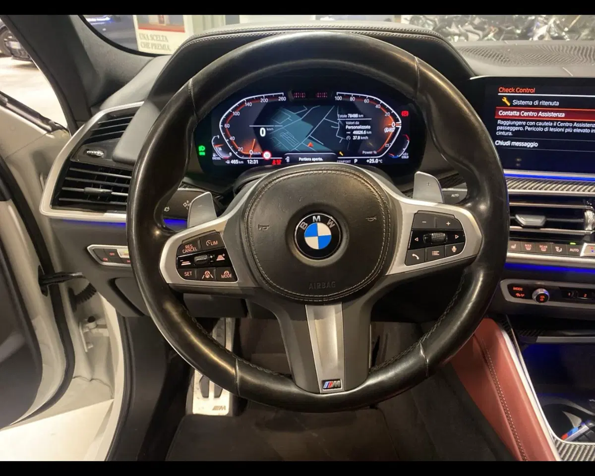 BMW X6 usata a Caserta (16)