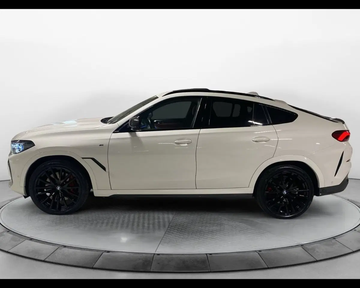 BMW X6 usata a Caserta (8)