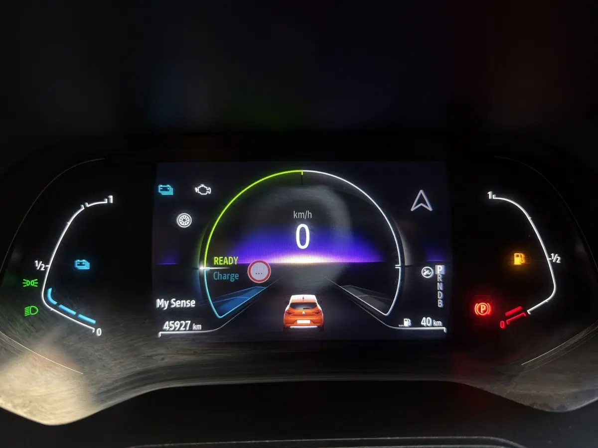 Renault Clio usata a Milano (11)