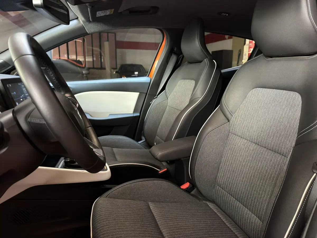 Renault Clio usata a Milano (18)