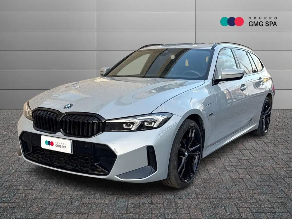 BMW Serie 3 Touring usata a Prato
