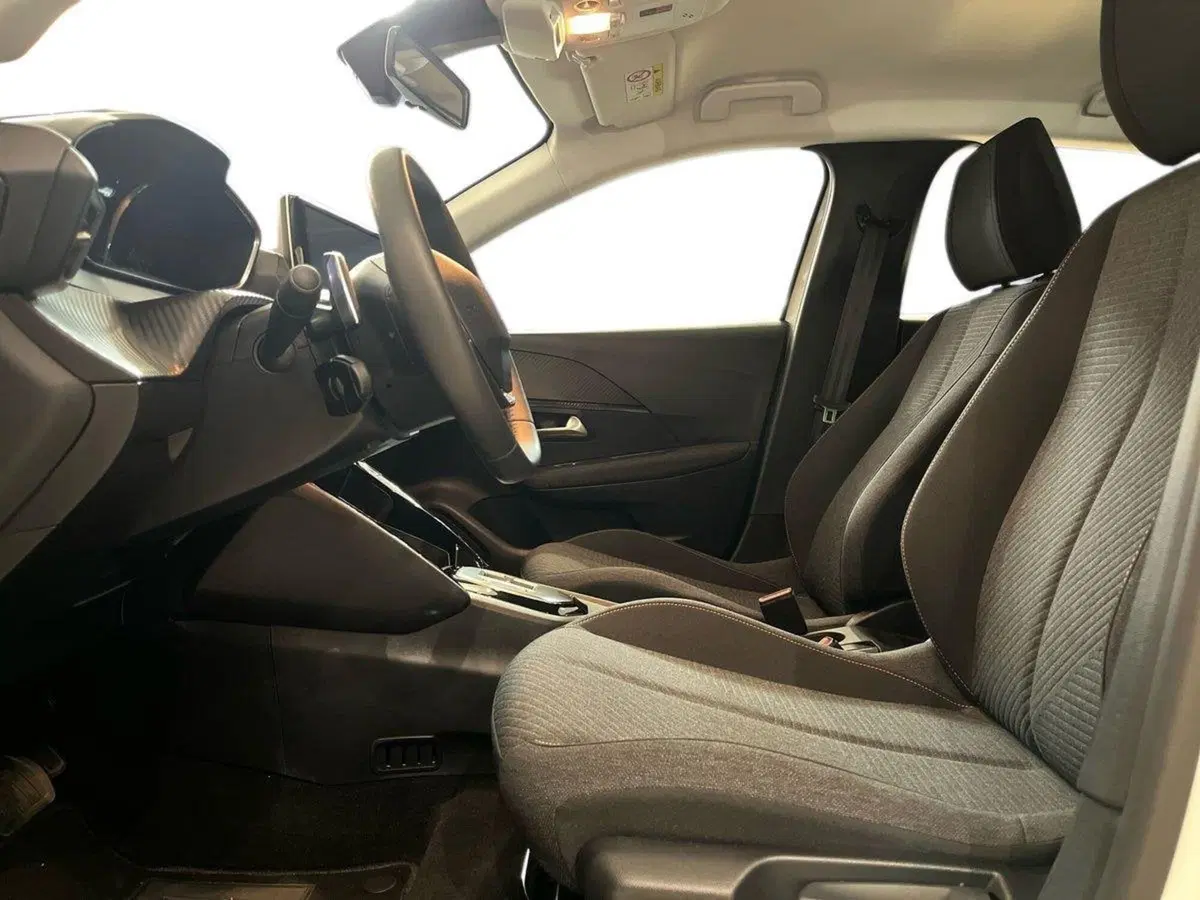 Peugeot 208 usata a Prato (9)