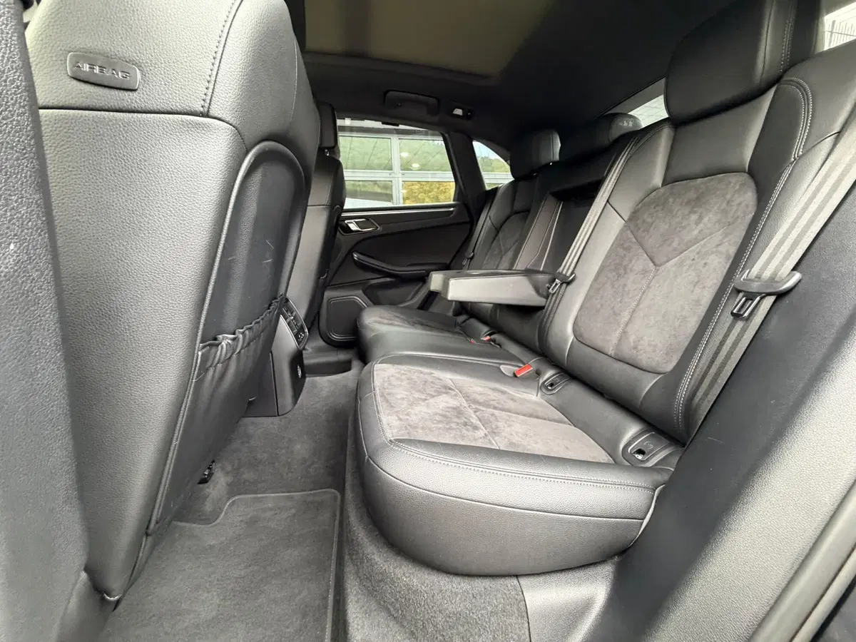 Porsche Macan usata a Ancona (16)