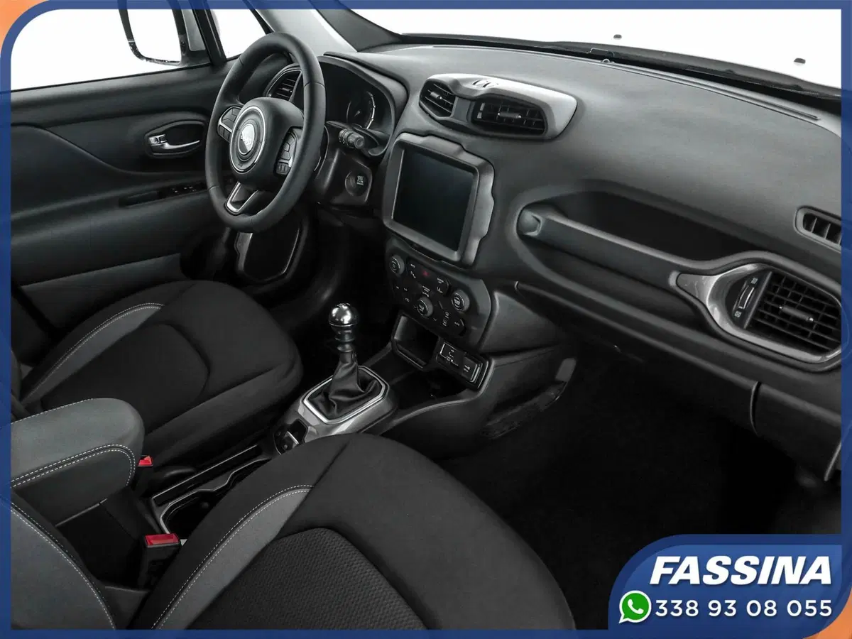 Jeep Renegade usata a Milano (13)