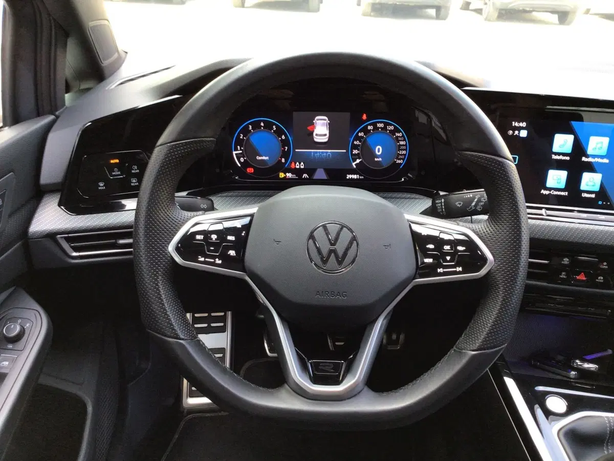 Volkswagen Golf usata a Genova (11)