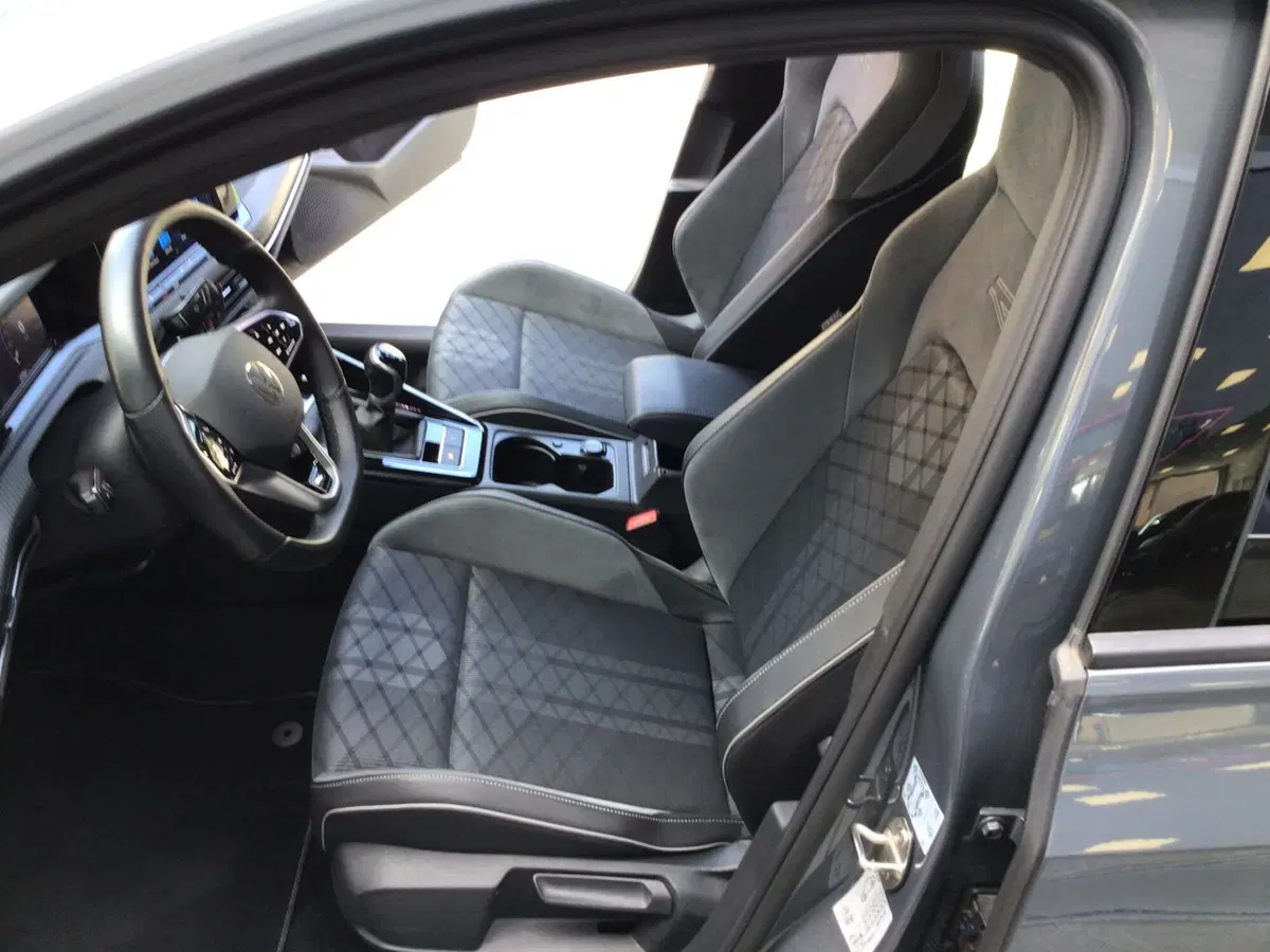 Volkswagen Golf usata a Genova (13)