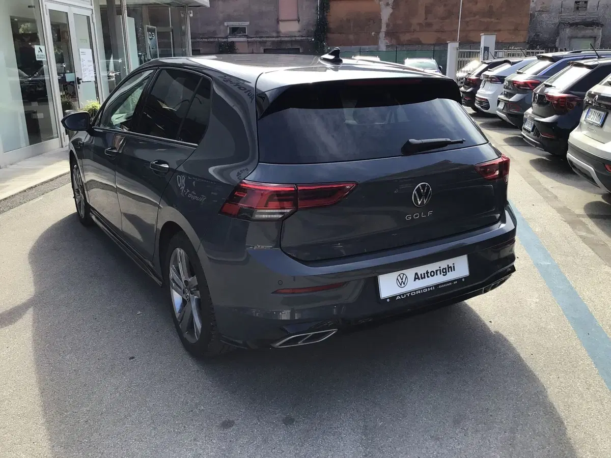 Volkswagen Golf usata a Genova (7)