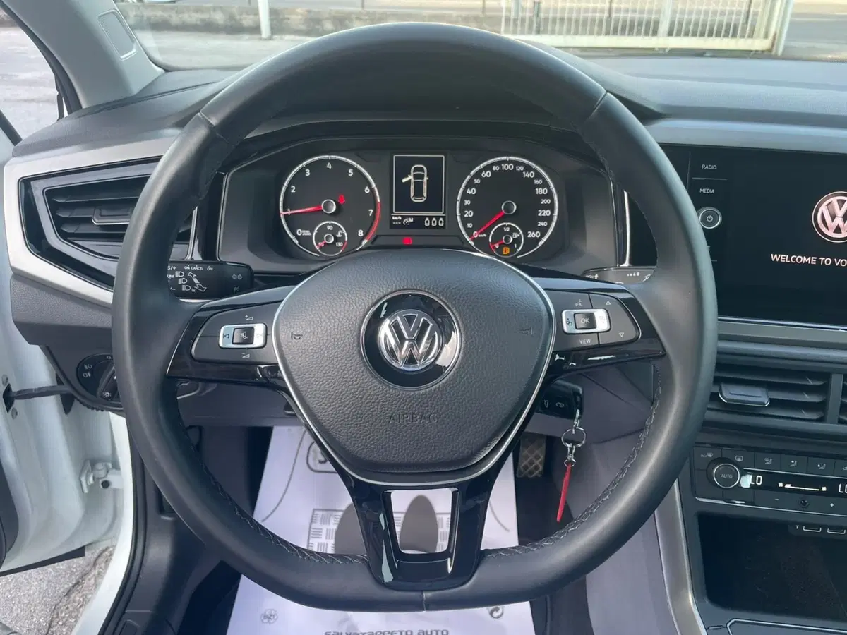 Volkswagen Polo usata a Lucca (10)