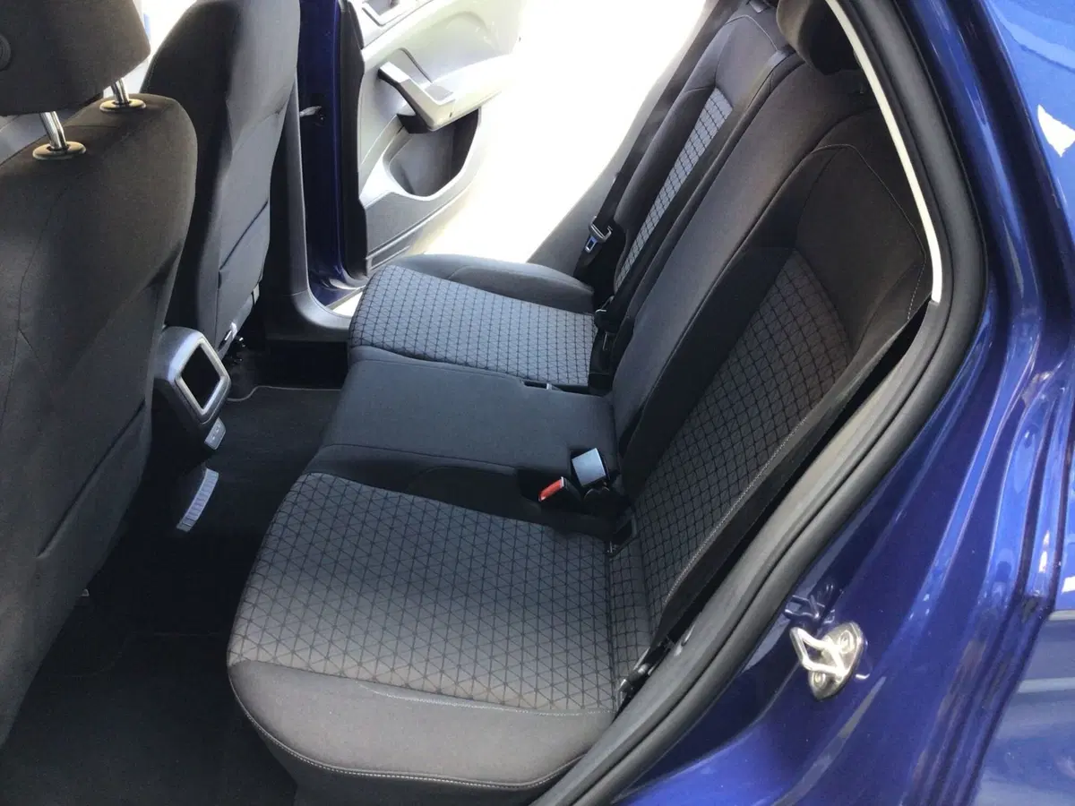 Volkswagen T-Cross usata a Genova (10)