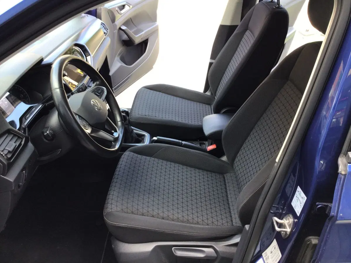 Volkswagen T-Cross usata a Genova (11)