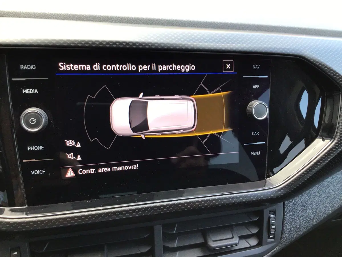 Volkswagen T-Cross usata a Genova (17)
