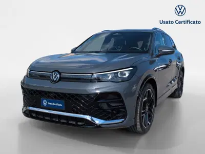 Volkswagen Tiguan 2.0 tdi R-Line 150cv dsg del 2024 usata a Favara