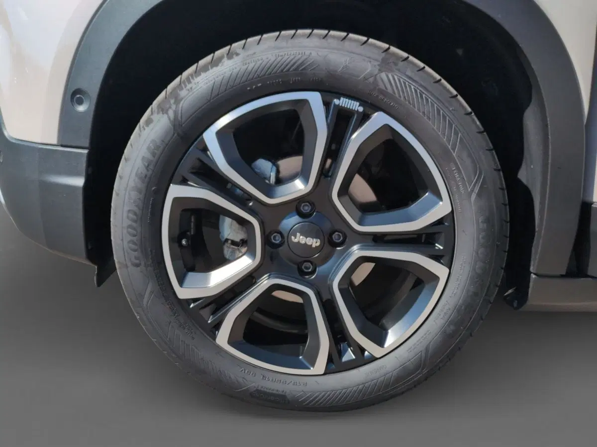 Jeep Avenger usata a Agrigento (13)