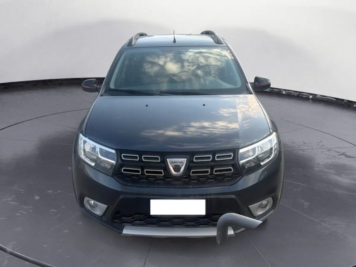 Dacia Logan usata a Palermo