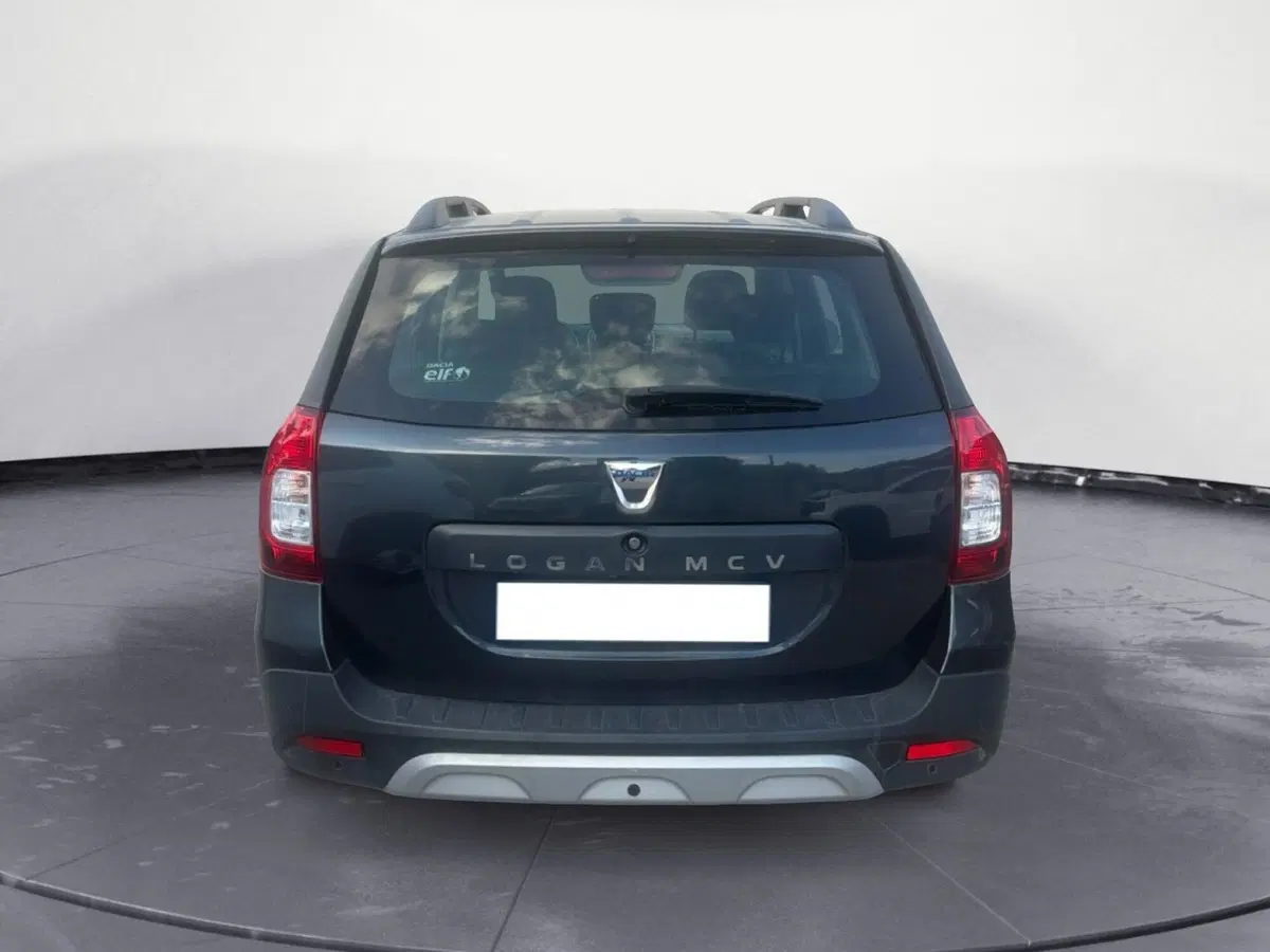 Dacia Logan usata a Palermo (5)