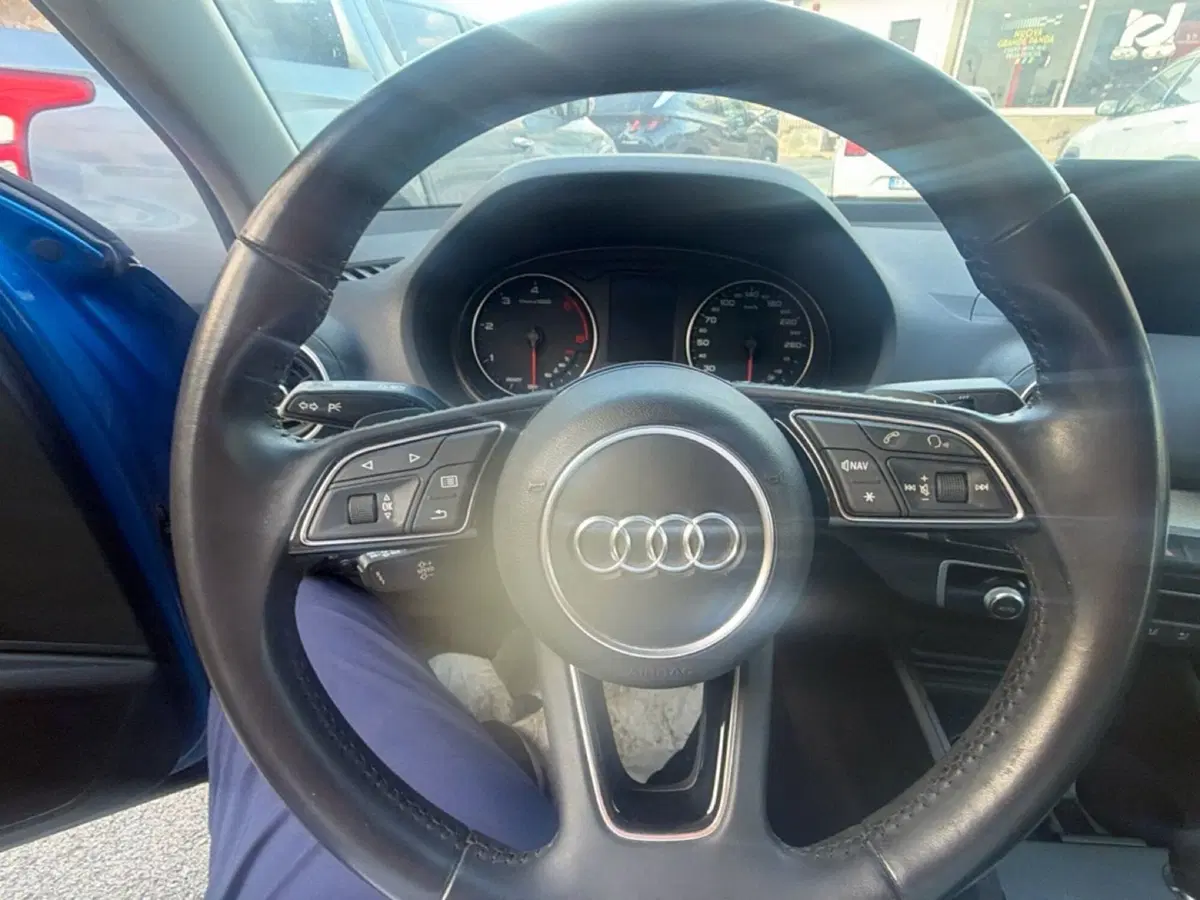 Audi Q2 usata a Palermo (12)