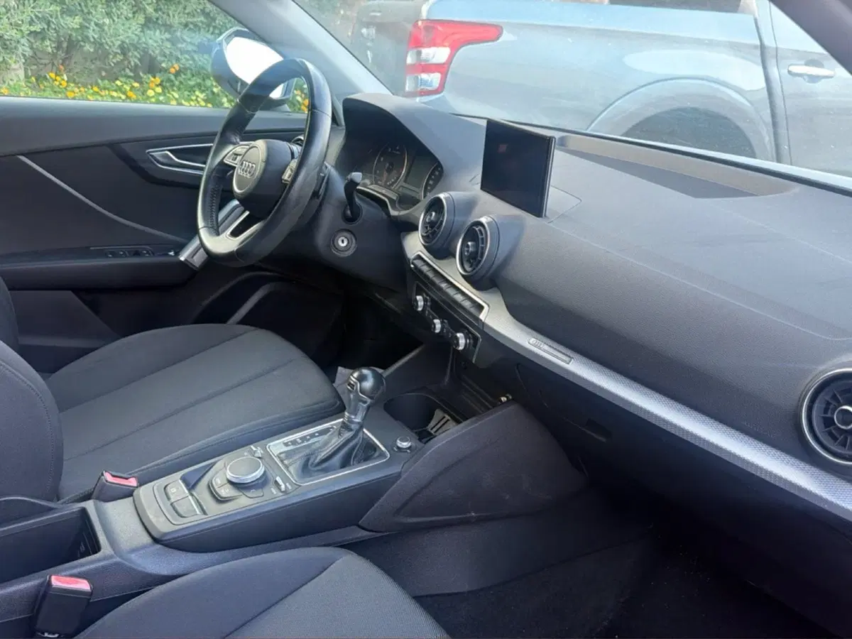 Audi Q2 usata a Palermo (8)