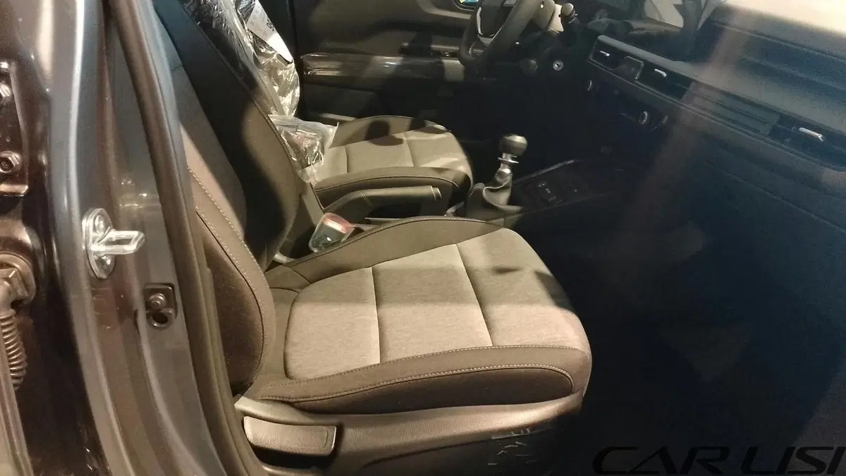 Kia Stonic nuova a Foggia (4)