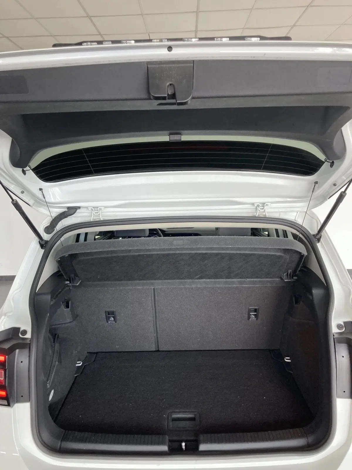 Volkswagen T-Cross usata a Foggia (10)