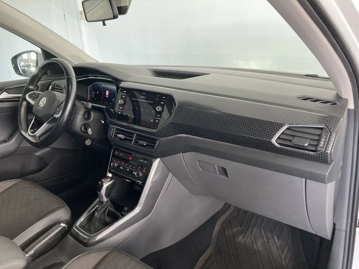 Volkswagen T-Cross usata a Foggia (18)