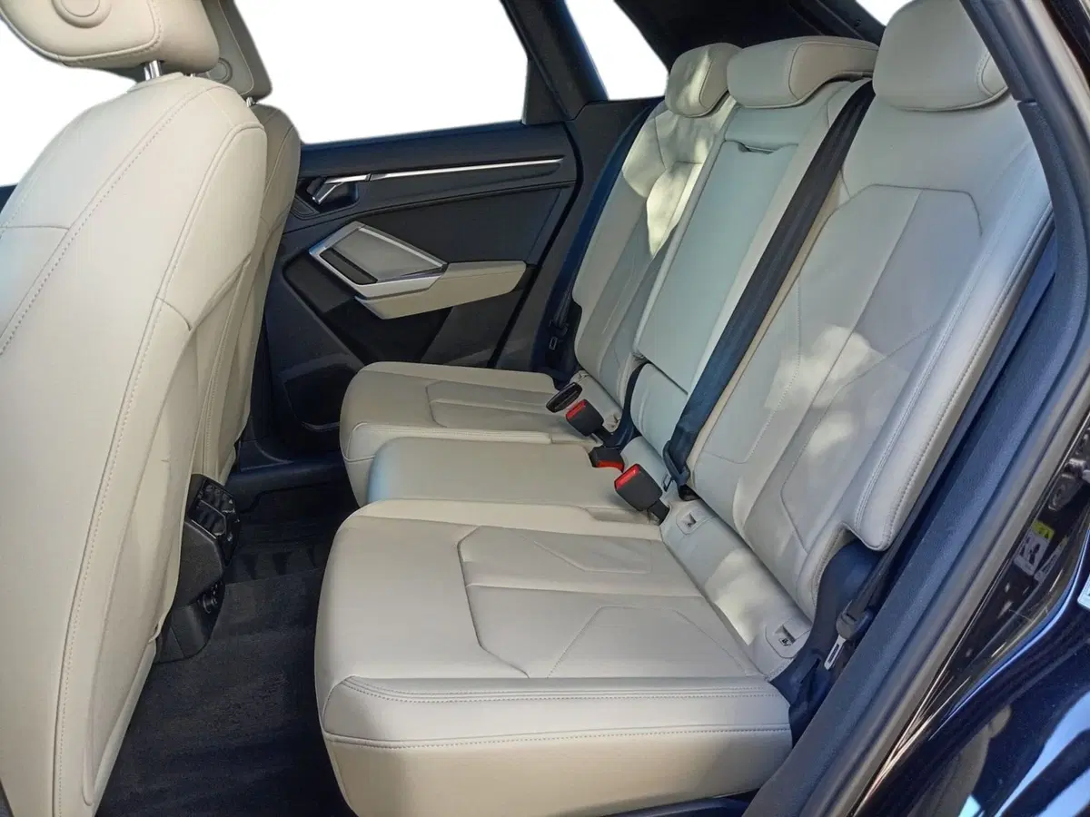 Audi Q3 usata a Bari (15)