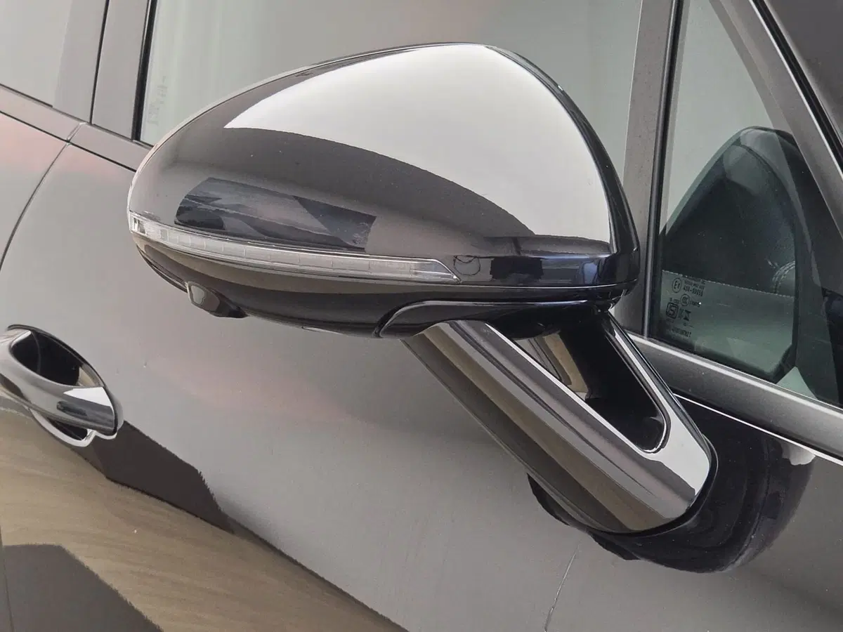 Porsche Macan usata a Bari (13)