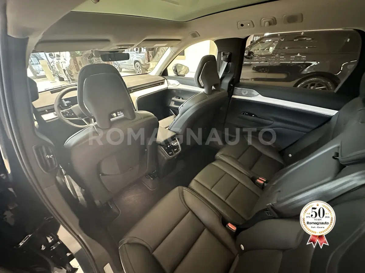 Volvo EX90 nuova a Forlì-Cesena (12)