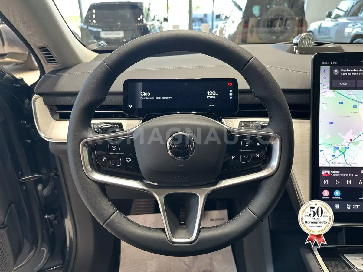Volvo EX90 nuova a Forlì-Cesena (16)