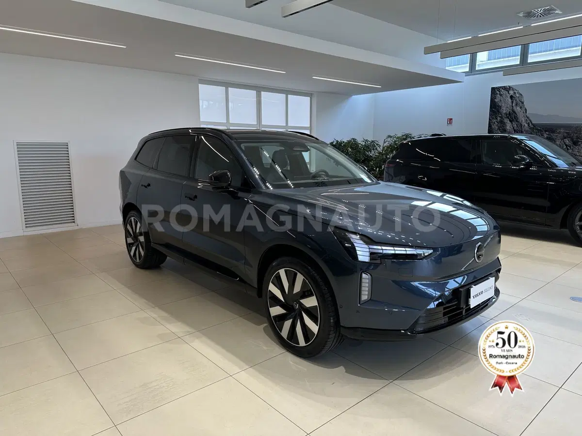 Volvo EX90 nuova a Forlì-Cesena (3)