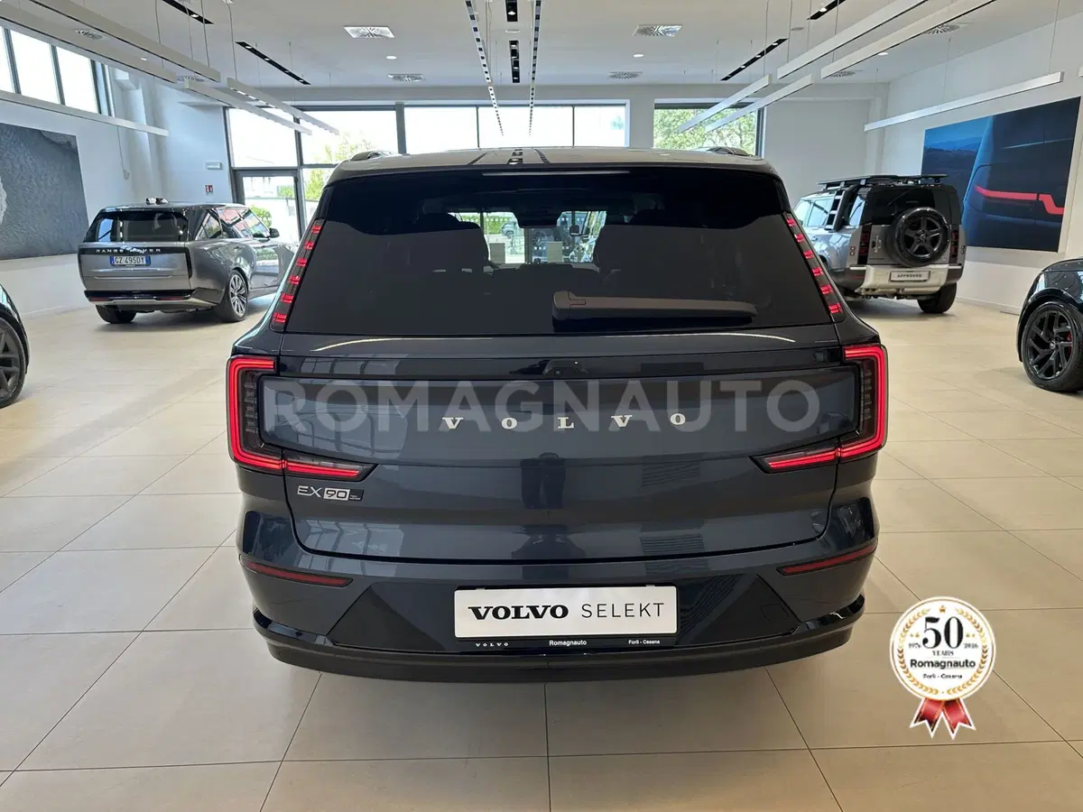 Volvo EX90 nuova a Forlì-Cesena (6)