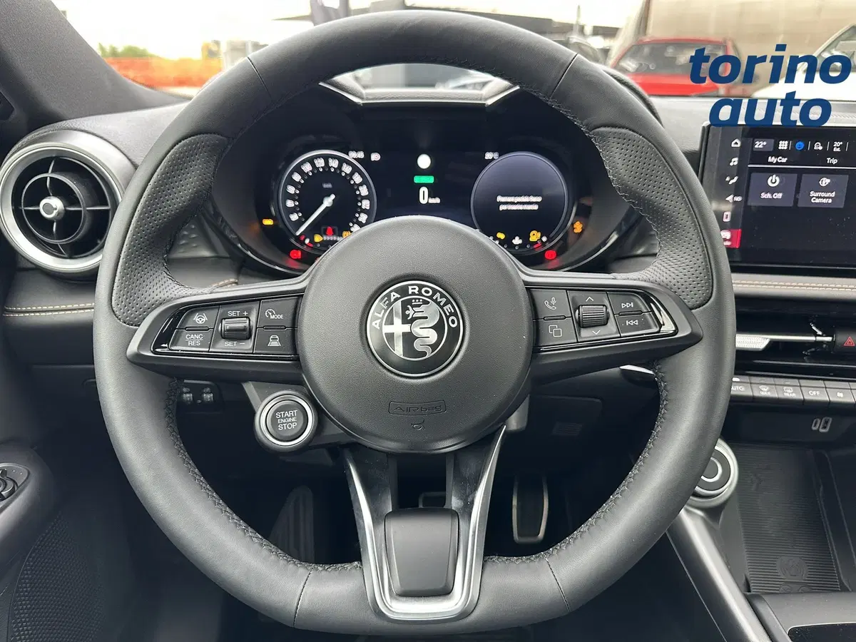 Alfa Romeo Tonale nuova a Torino (17)
