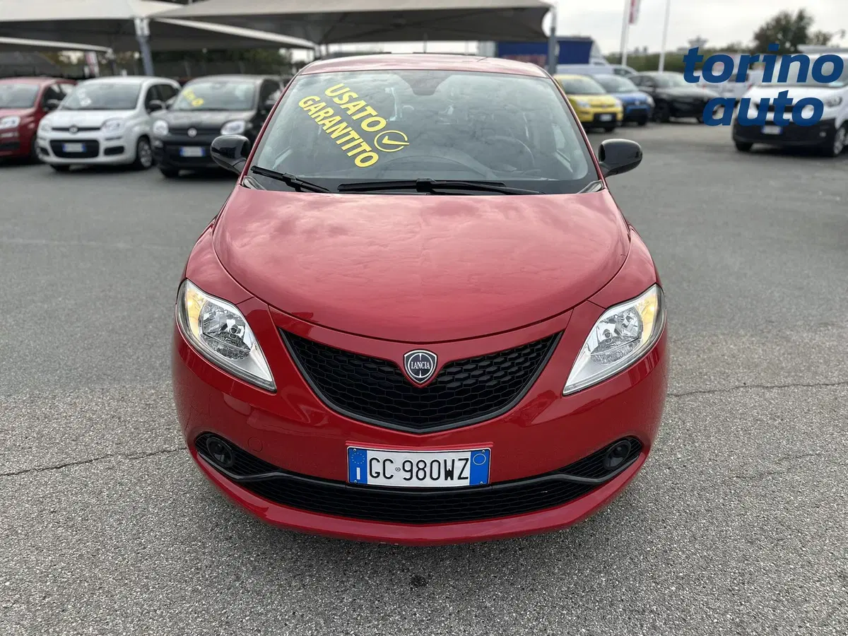 Lancia Ypsilon usata a Torino (2)