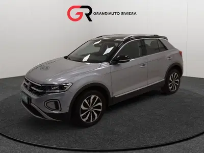Volkswagen T-Roc 1.0 TSI Style del 2023 usata a Alfiano Natta