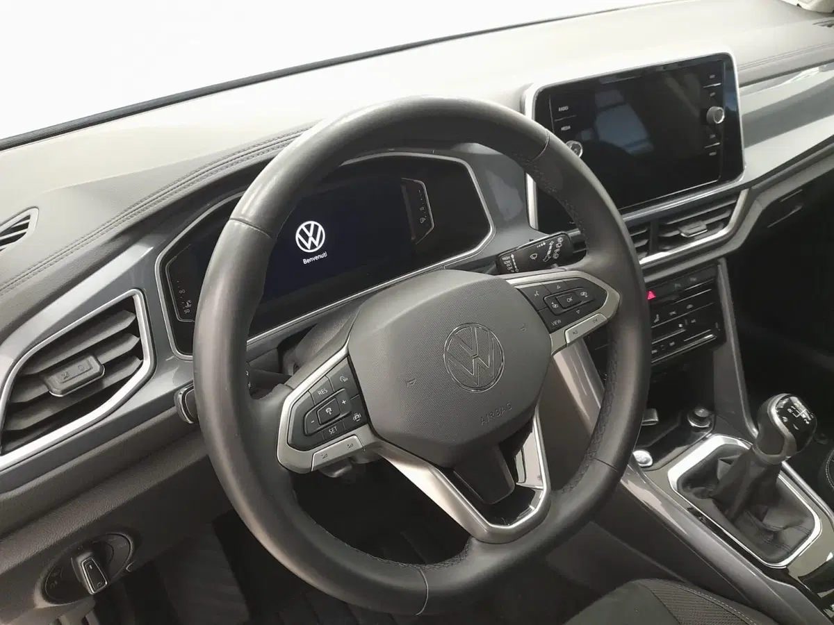 Volkswagen T-Roc usata a Alessandria (13)