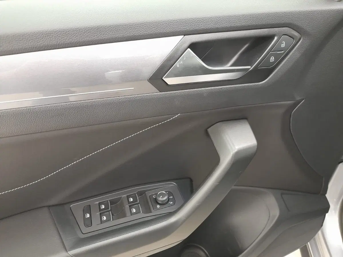 Volkswagen T-Roc usata a Alessandria (19)