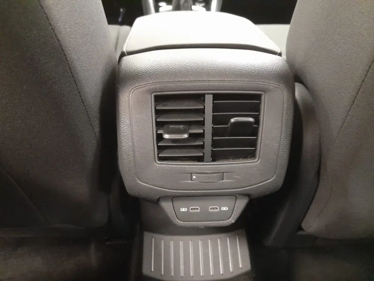 Volkswagen T-Roc usata a Alessandria (20)