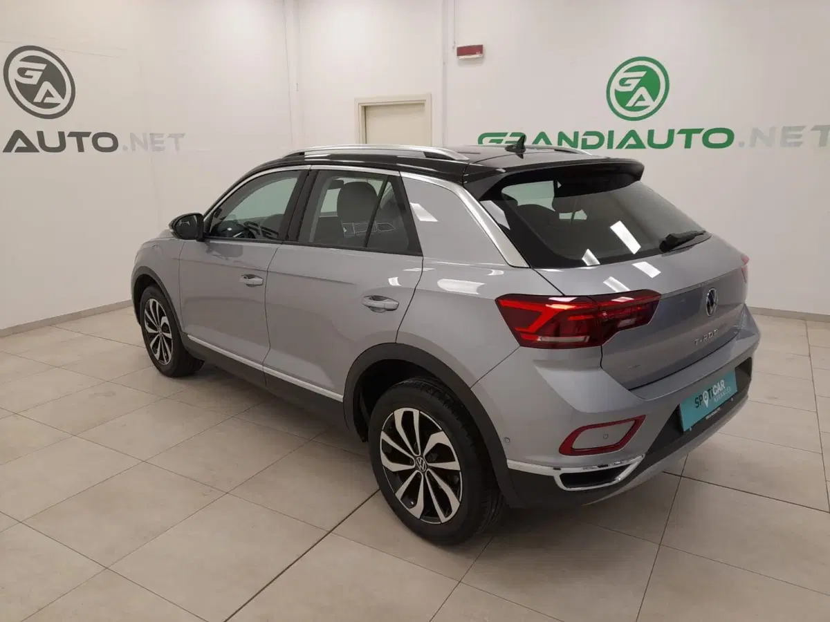 Volkswagen T-Roc usata a Alessandria (6)