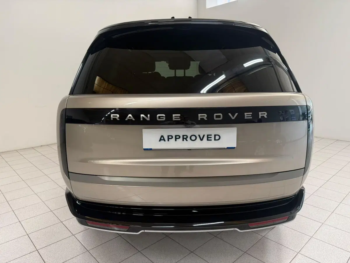 Land Rover Range Rover Sport usata a Novara (7)