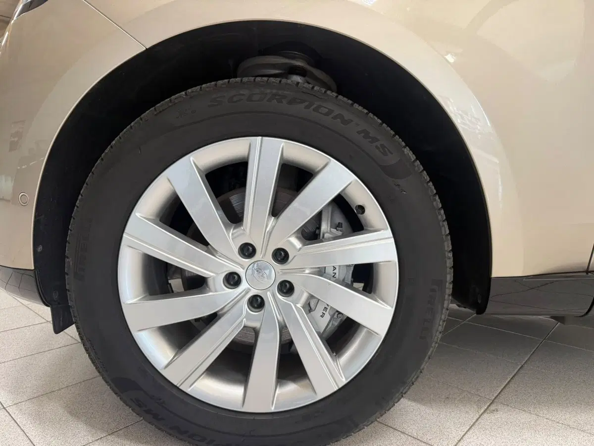 Land Rover Range Rover Sport usata a Novara (9)