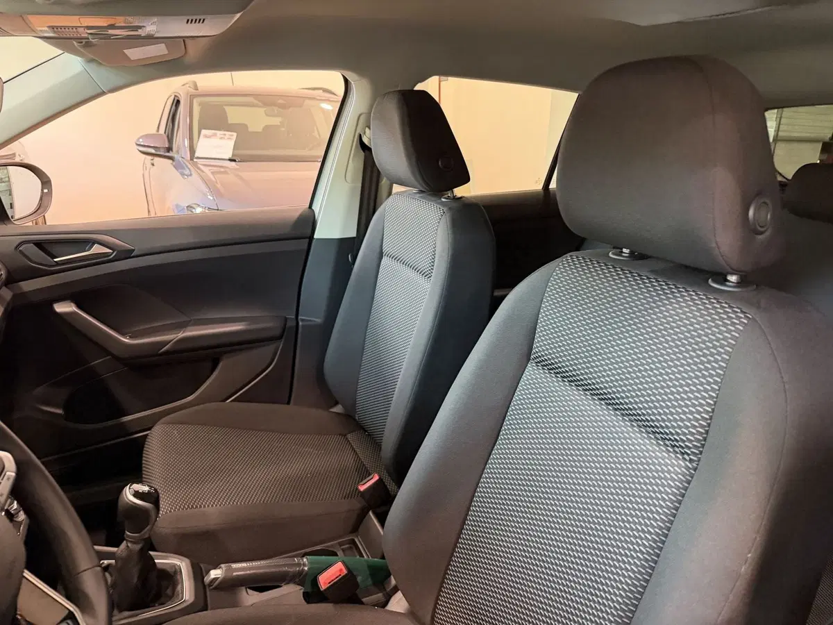 Volkswagen T-Cross nuova a Genova (8)