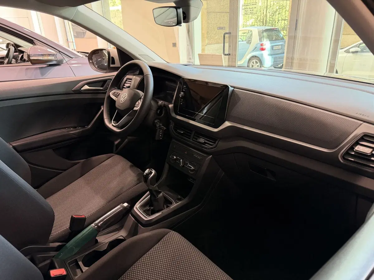 Volkswagen T-Cross nuova a Genova (9)