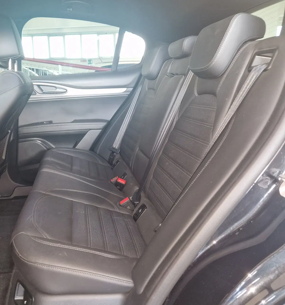 Alfa Romeo Stelvio usata a Terni (9)