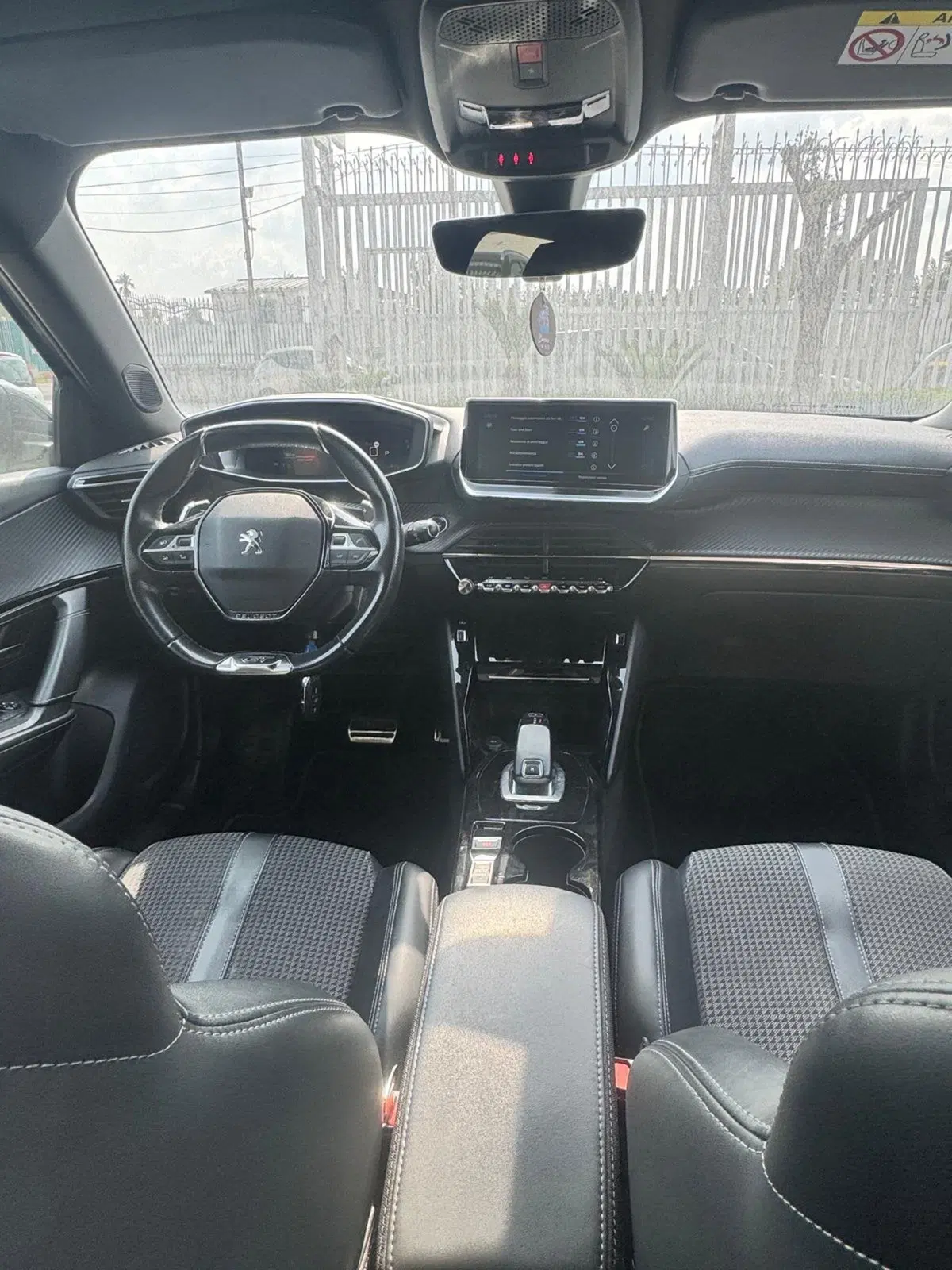 Peugeot 2008 usata a Caserta (11)